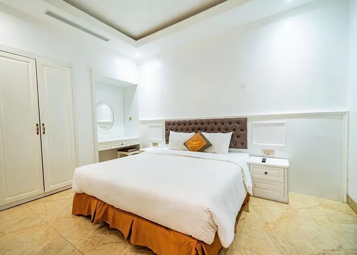 Hotel Khach San New Cenco5 *