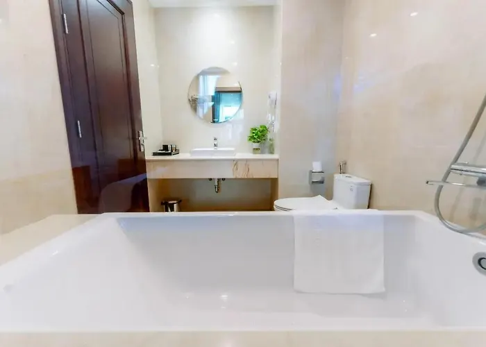 Khach San New Cenco5 Hotel