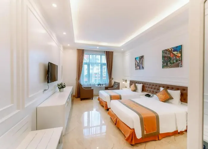 Hotel Khach San New Cenco5 *